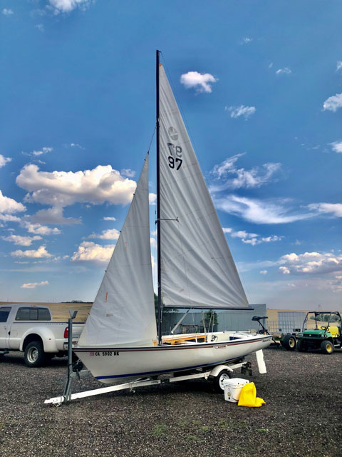17' boston whaler harpoon 5.2 sailboat