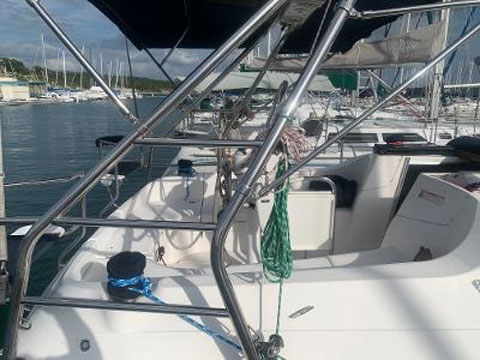 Hunter 33, 2008 sailboat