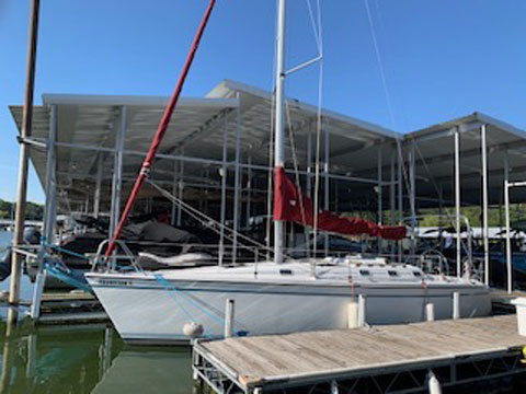 Hunter 335, 1988 sailboat