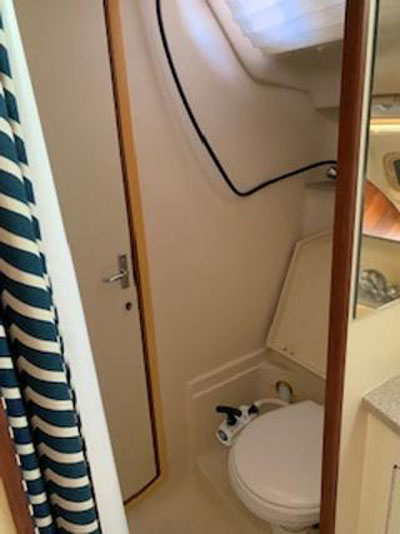 Hunter 380, 2002 sailboat