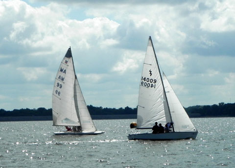 Lightning 19', 1985 sailboat