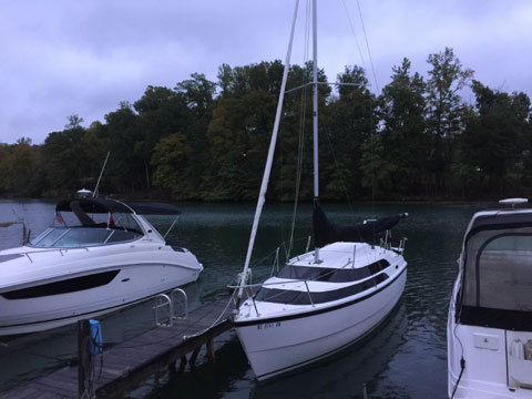 MacGregor 26M, 2005 sailboat