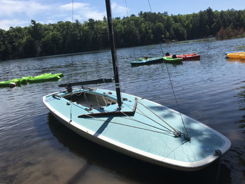 Melges M-16, 1978 sailboat