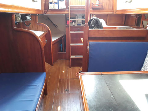 Rafiki 37 Cutter, 1977 sailboat