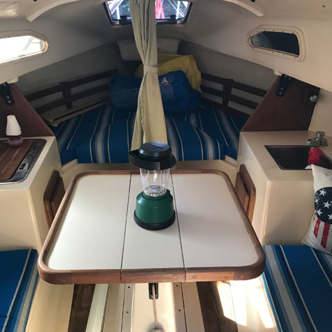 Spindrift 22, 1984 sailboat