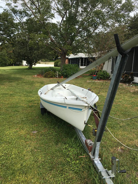 AMF Puffer 13 feet, 1978 sailboat
