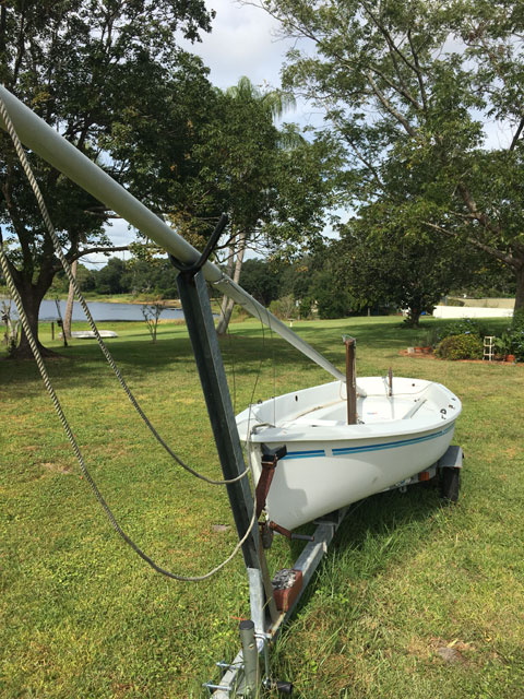 AMF Puffer 13 feet, 1978 sailboat
