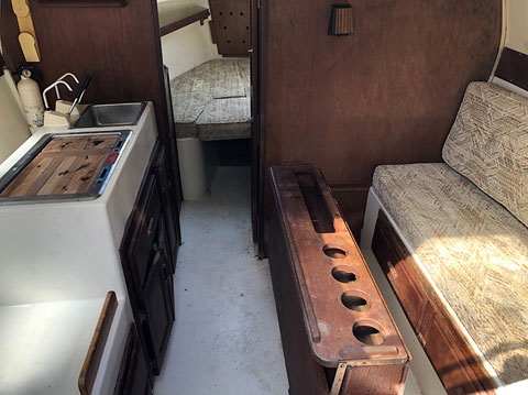 Beachcomber 25, 1985 sailboat