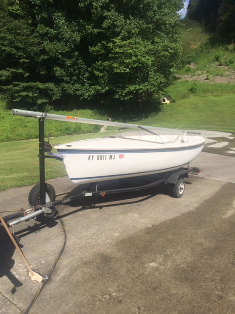 Catalina Capri 14.2, 1985 sailboat