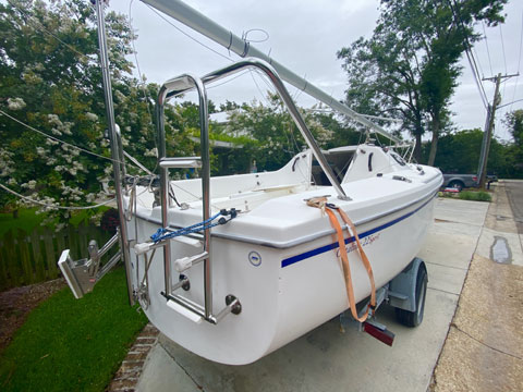 Catalina 22 Sport, 2007 sailboat