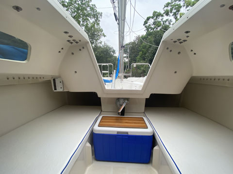 Catalina 22 Sport, 2007 sailboat