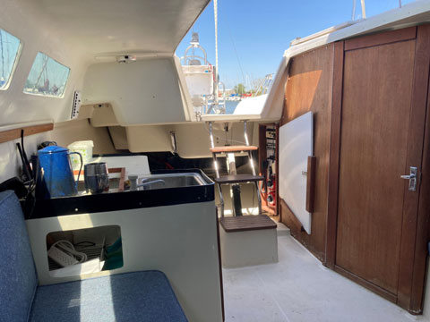 Catalina 250 WB, 1995 sailboat