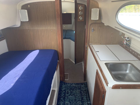 Columbia 28, 1969 sailboat