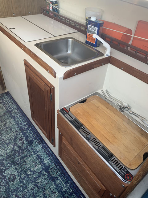 Columbia 28, 1969 sailboat