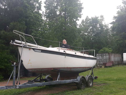 Com-Pac 19, 1985 sailboat