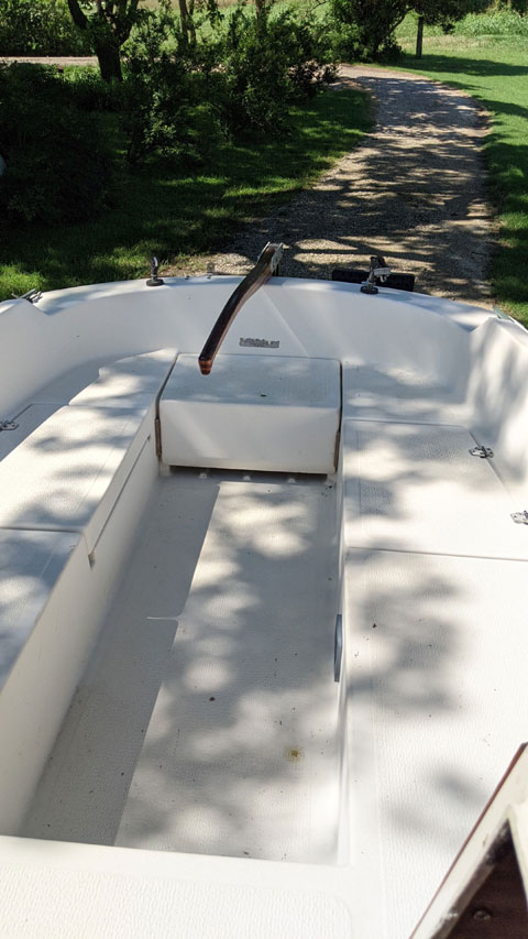 Compac 19, 1982 sailboat