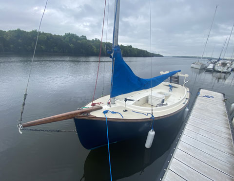Clark Mills Sun Cat Boat, 1973 sailboat