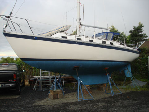 ENDEAVOUR 32, 1979 sailboat