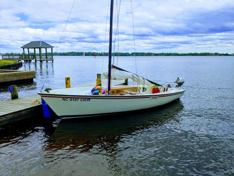 Boston Whaler Harpoon 5.2, 1982 sailboat