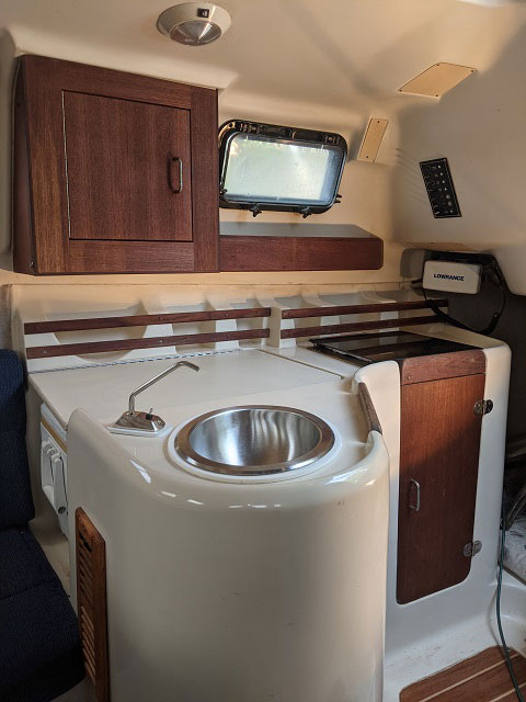 Hunter 260, 2004 sailboat