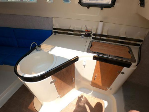 Hunter 26, 1996 sailboat