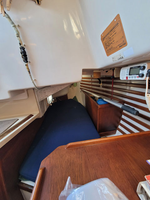 Hunter Cherubini 30, 1983 sailboat