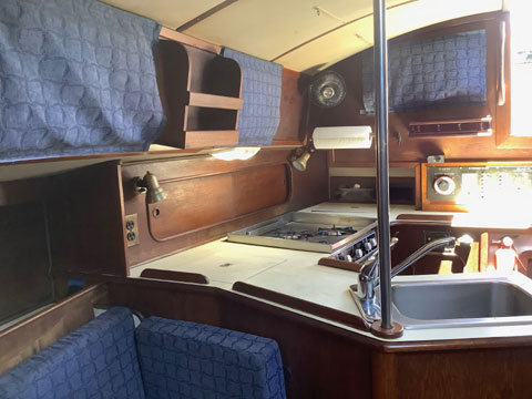 Irwin 34 Citation, 1983 sailboat