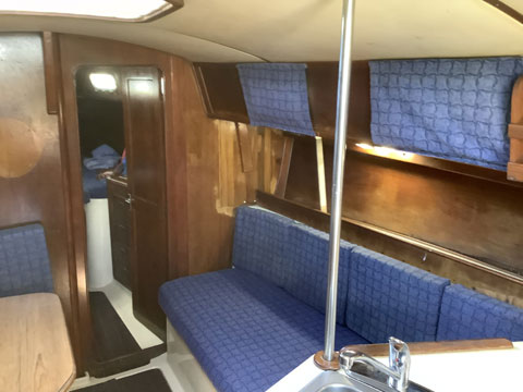 IRWIN 34' CITATION, 1983 sailboat