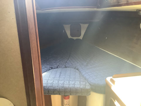 IRWIN 34' CITATION, 1983 sailboat