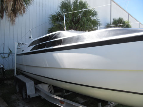 MacGregor 26M, 2005 sailboat