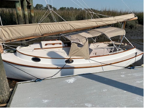 Menger 19 Catboat, 2002 sailboat