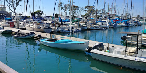 Rhodes 19, 1965 sailboat