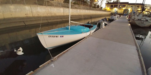 Rhodes 19, 1965 sailboat