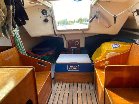 Santa Cruz 27, 1977 sailboat