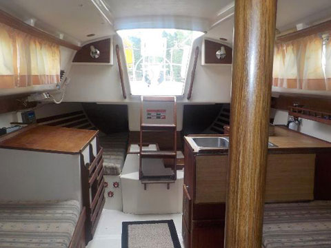 Seafarer 30, 1979 sailboat
