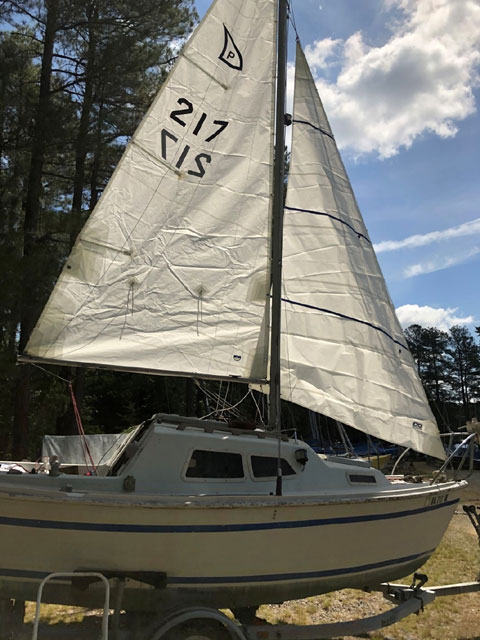 West Wight Potter 19, 1983 sailboat
