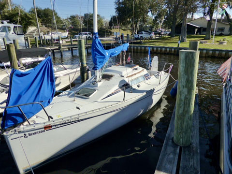 Beneteau F235, 1989/90 sailboat