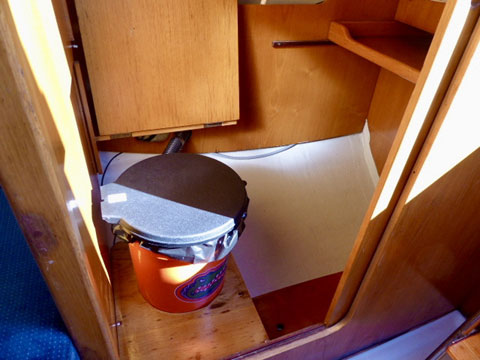 Beneteau F235, 1989/90 sailboat