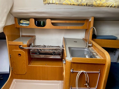 Beneteau First 235, 1990 sailboat