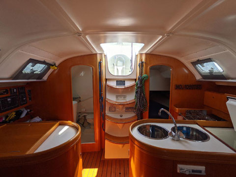 Beneteau First 36s7, 1996 sailboat