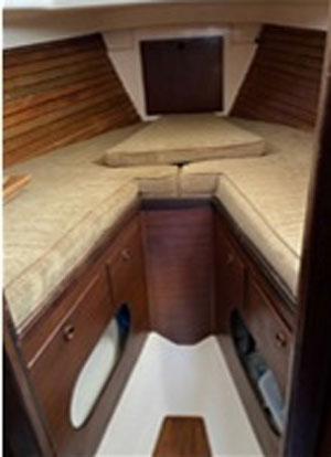 Cape Dory 28, 1976 sailboat