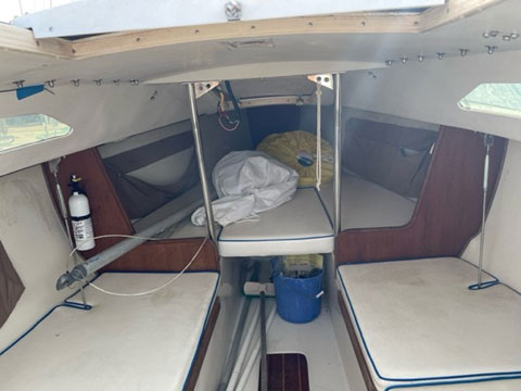 Capri 22 Fin Keel, 1997 sailboat