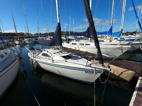 Capri 22, 2002 sailboat