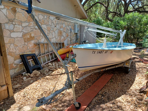 Capri Omega, 1977 sailboat