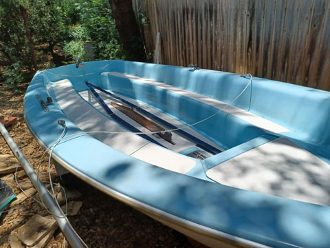 Capri Omega, 1977 sailboat