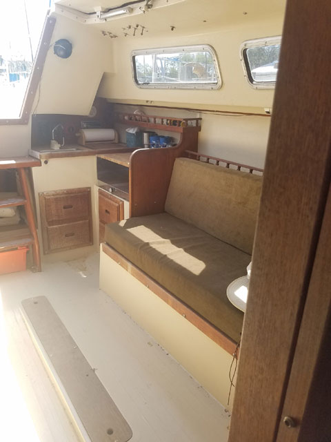Catalina 25, 1983 sailboat