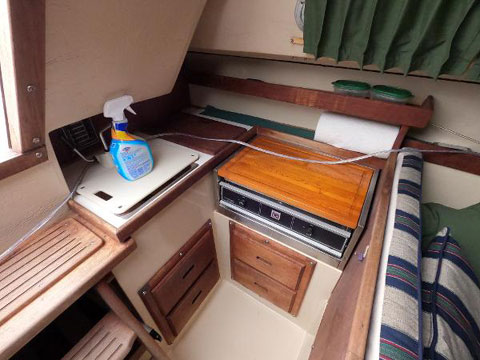 Catalina 25, 1985 sailboat