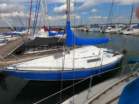 C&C 25, 1974 sailboat