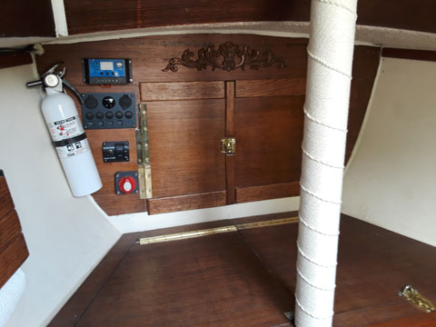 Com-Pac 16, 1984 sailboat