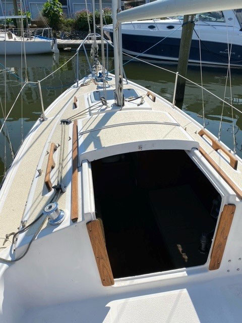 Com-Pac 23/IV, 2005 sailboat